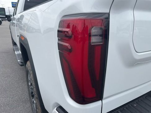 New 2026 GMC Sierra 2500 Denali image 8
