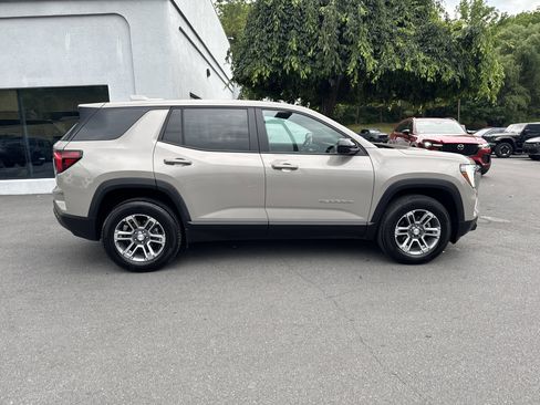 Used 2026 GMC Terrain Elevation AWD/4WD image 2