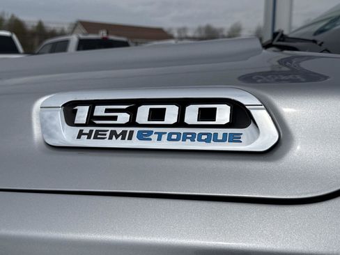 Used 2022 RAM 1500 Big Horn AWD/4WD image 5