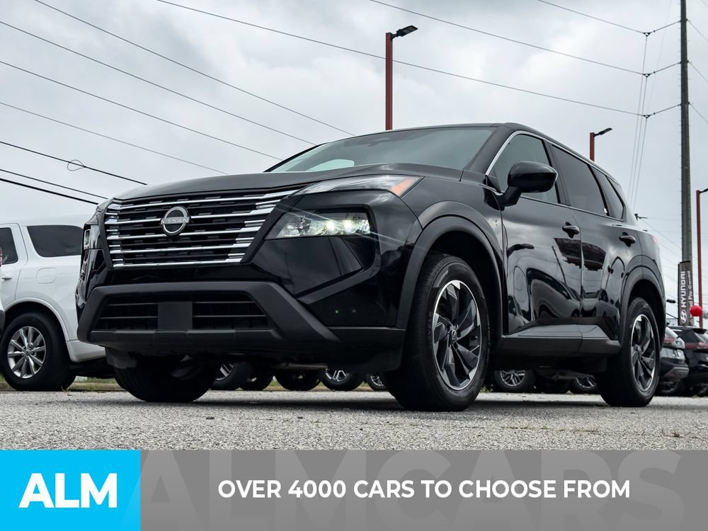 Used 2024 Nissan Rogue SV FWD image 2