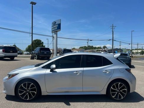 Used 2019 Toyota Corolla XSE FWD image 5