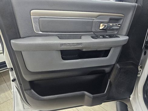 Used 2016 RAM 2500 SLT AWD/4WD image 35