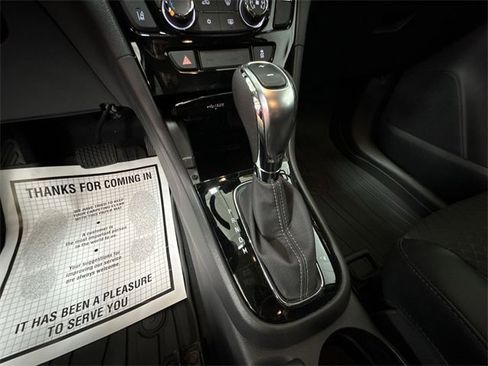 Used 2022 Buick Encore Preferred w/ Safety Package II image 46