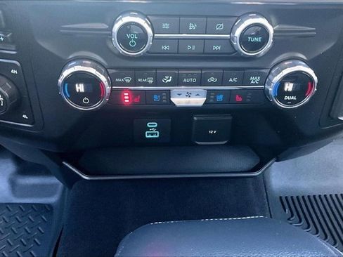 Used 2021 Ford F150 Lariat AWD/4WD image 17
