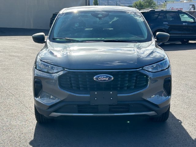 Used 2025 Ford Escape Active AWD/4WD image 10