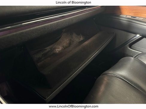 Used 2019 Lincoln Navigator Select AWD/4WD image 78