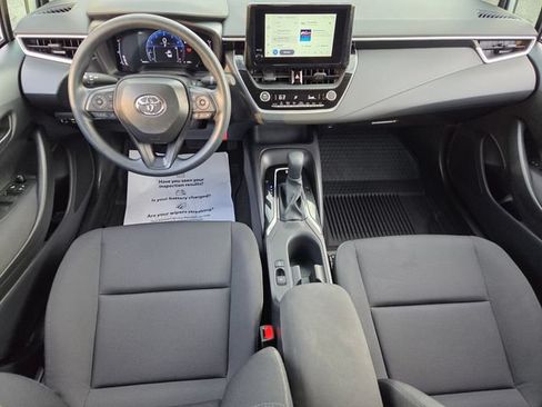 Used 2026 Toyota Corolla LE FWD image 8