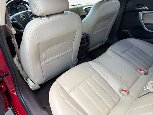 Used 2013 Buick Regal Premium FWD image 15