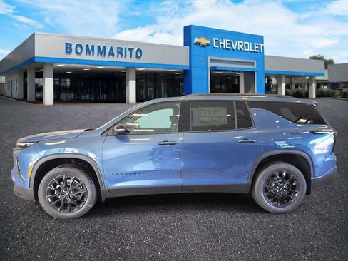 New 2026 Chevrolet Traverse LT image 2