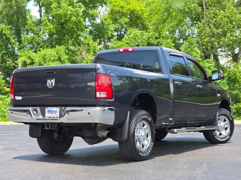Used 2014 RAM 2500 Tradesman w/ Chrome Appearance Group AWD/4WD image 8