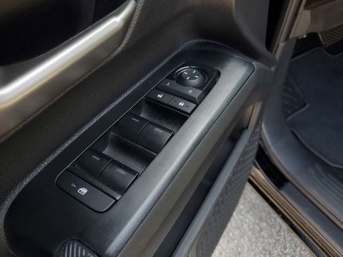 Used 2024 Toyota Tacoma TRD Off-Road AWD/4WD image 20