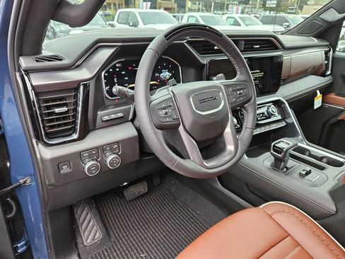 New 2026 GMC Sierra 1500 Denali Ultimate w/ LPO, Utility Wall Package AWD/4WD image 18
