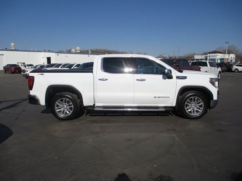 Used 2021 GMC Sierra 1500 SLT w/ SLT Premium Plus Package image 3