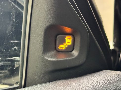 New 2026 Acura MDX Base image 17