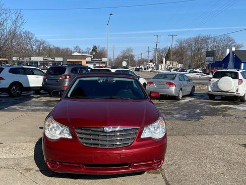 Used 2010 Chrysler Sebring Touring image 5