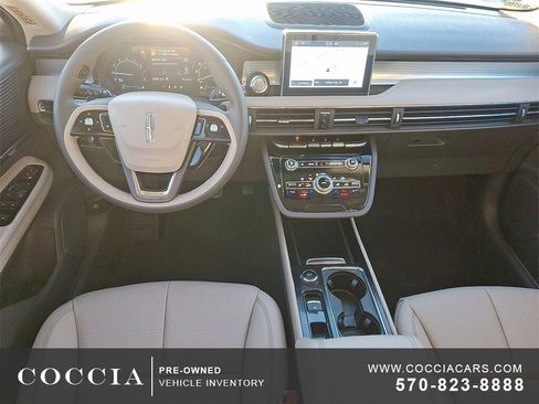 Certified 2022 Lincoln Corsair AWD w/ Equipment Group 101A image 11
