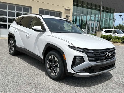 New 2026 Hyundai Tucson SEL FWD image 1