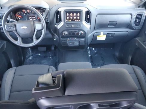 New 2025 Chevrolet Silverado 1500 Custom image 10