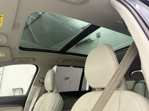 Certified 2023 Volvo XC90 B6 Ultimate w/ Protection Package Premier AWD/4WD image 14