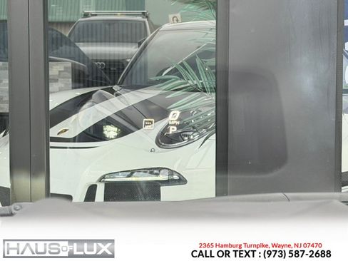 Used 2021 Chevrolet Corvette Stingray Premium Cpe w/ Z51 Performance Package RWD image 36