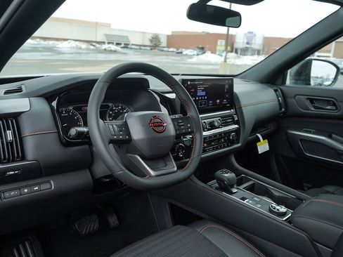 New 2026 Nissan Pathfinder Rock Creek w/ Rock Creek Premium Package AWD/4WD image 21