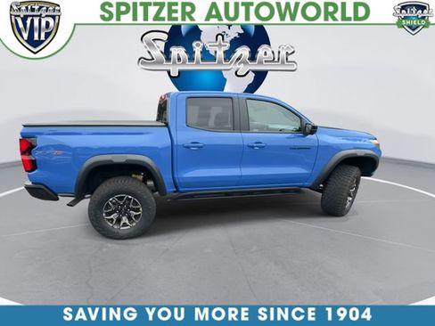 Used 2025 Chevrolet Colorado ZR2 w/ Technology Package AWD/4WD image 10