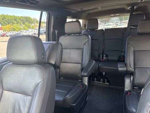 Used 2021 Chevrolet Suburban Z71 w/ Rear Media and Nav Package AWD/4WD image 3