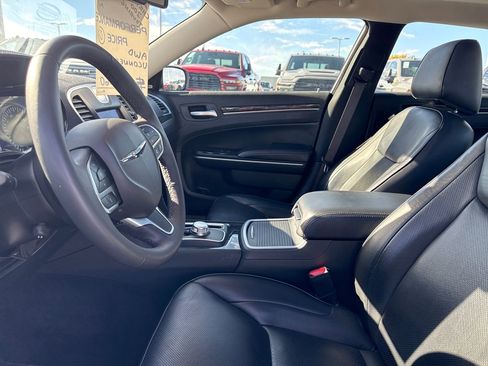 Used 2023 Chrysler 300 Touring L w/ Popular Equipment Group image 11