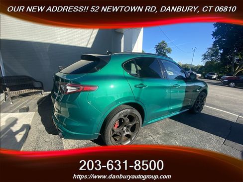 Used 2025 Alfa Romeo Stelvio Tributo Italiano w/ Active Assist Plus Package AWD/4WD image 5