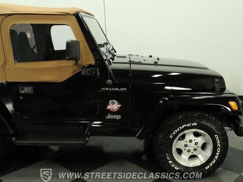 Used 2000 Jeep Wrangler Sahara AWD/4WD image 29