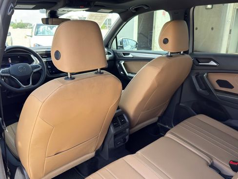 Used 2023 Volkswagen Tiguan SE image 24