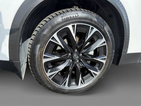 Certified 2024 MAZDA CX-90 Plug-In Hybrid w/ Premium Plus AWD/4WD image 9