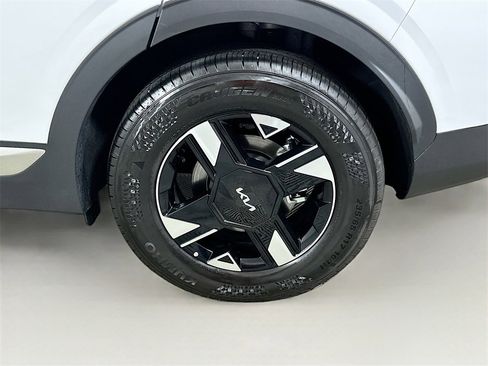 Used 2026 Kia Sportage LX image 24