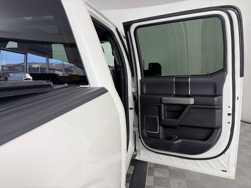 Used 2018 Ford F150 Platinum w/ Technology Package AWD/4WD image 29
