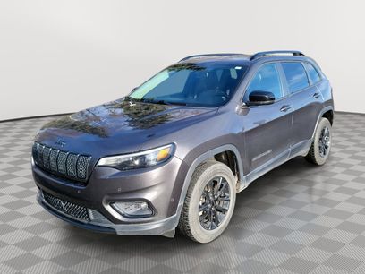 Used 2023 Jeep Cherokee Altitude Lux