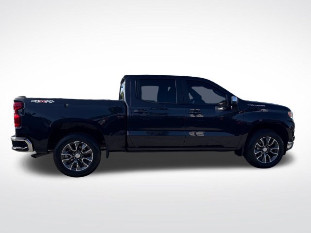 Used 2023 Chevrolet Silverado 1500 LT AWD/4WD image 7