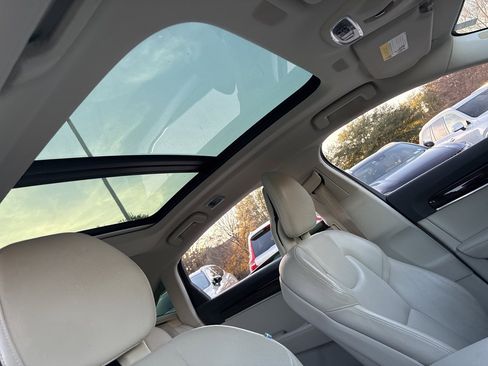 Used 2018 Volvo S90 T5 Momentum w/ Convenience Package image 12