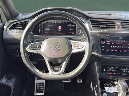 Used 2023 Volkswagen Tiguan SEL R-Line image 20