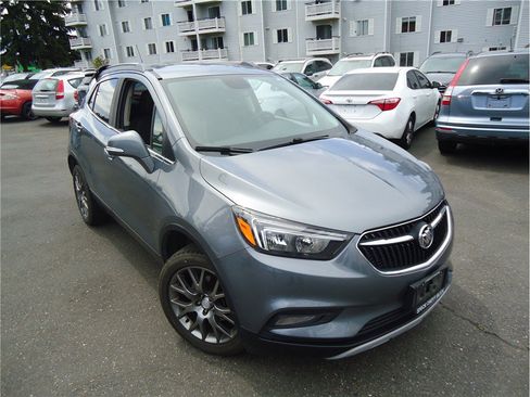 Used 2019 Buick Encore Sport Touring w/ Safety Package AWD/4WD image 4