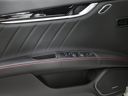 New 2024 Maserati Ghibli Modena Ultima Q4 image 6