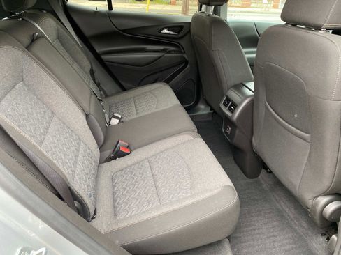 Used 2022 Chevrolet Equinox LT image 30