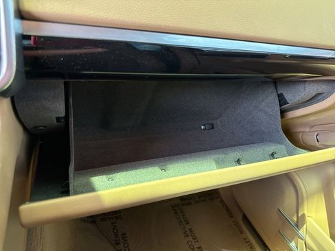 Used 2016 Porsche Cayenne image 25