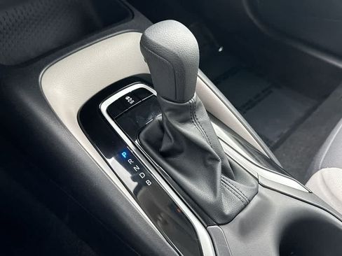 Used 2026 Toyota Corolla LE FWD image 20