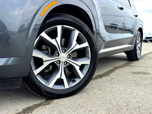 Used 2021 Hyundai Palisade Limited image 2