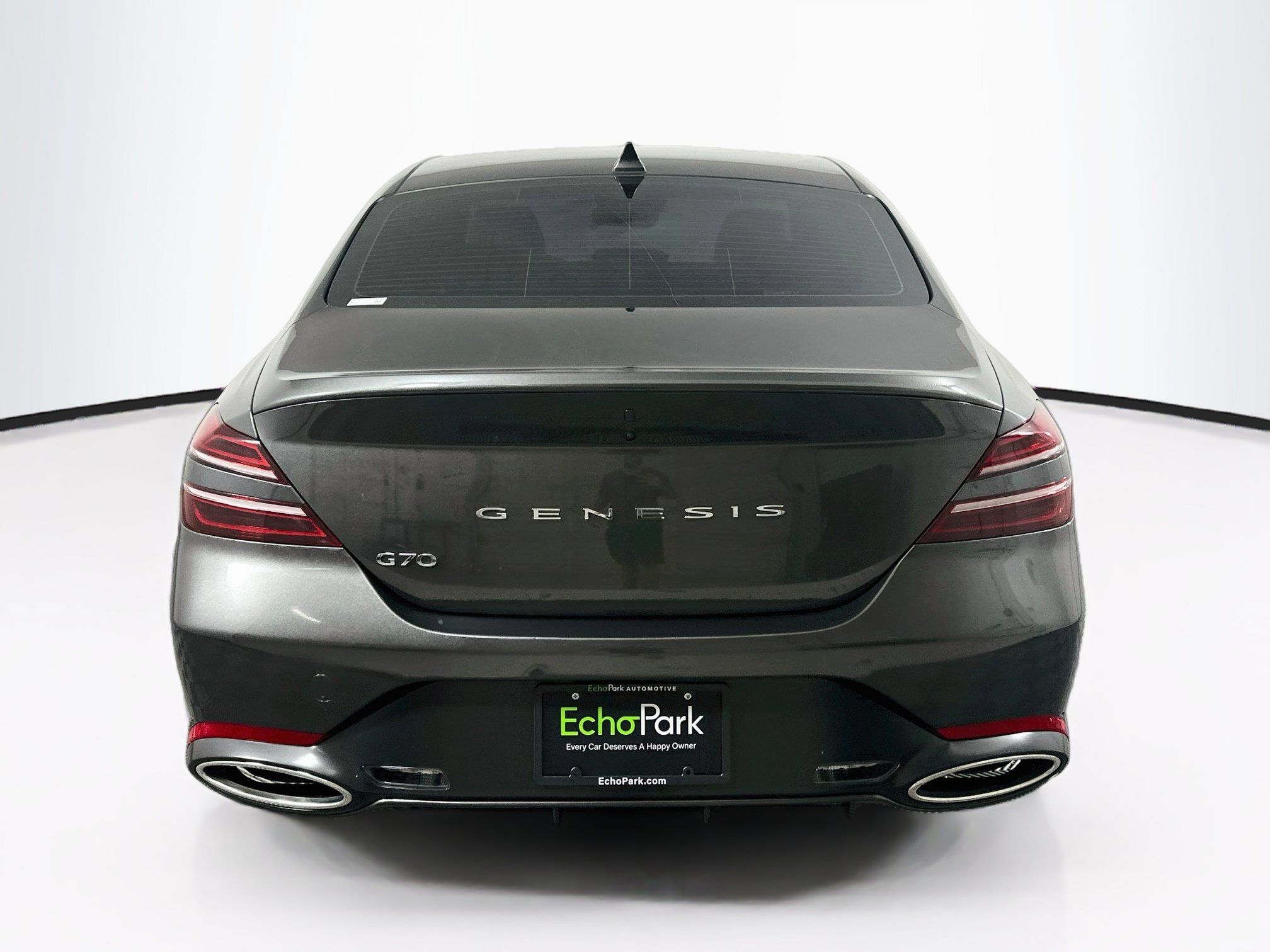 Used 2025 Genesis G70 2.5T RWD image 7
