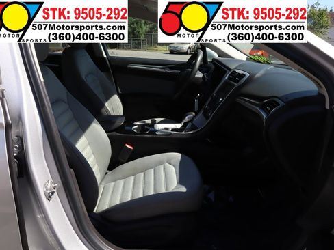 Used 2015 Ford Fusion S FWD image 18
