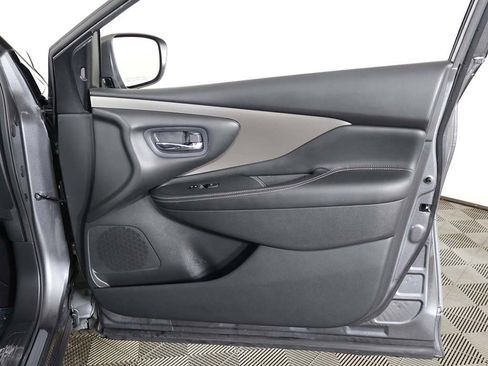 Used 2021 Nissan Murano SV image 20