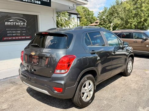 Used 2017 Chevrolet Trax LT AWD/4WD image 17