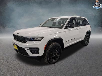 Used 2024 Jeep Grand Cherokee Altitude