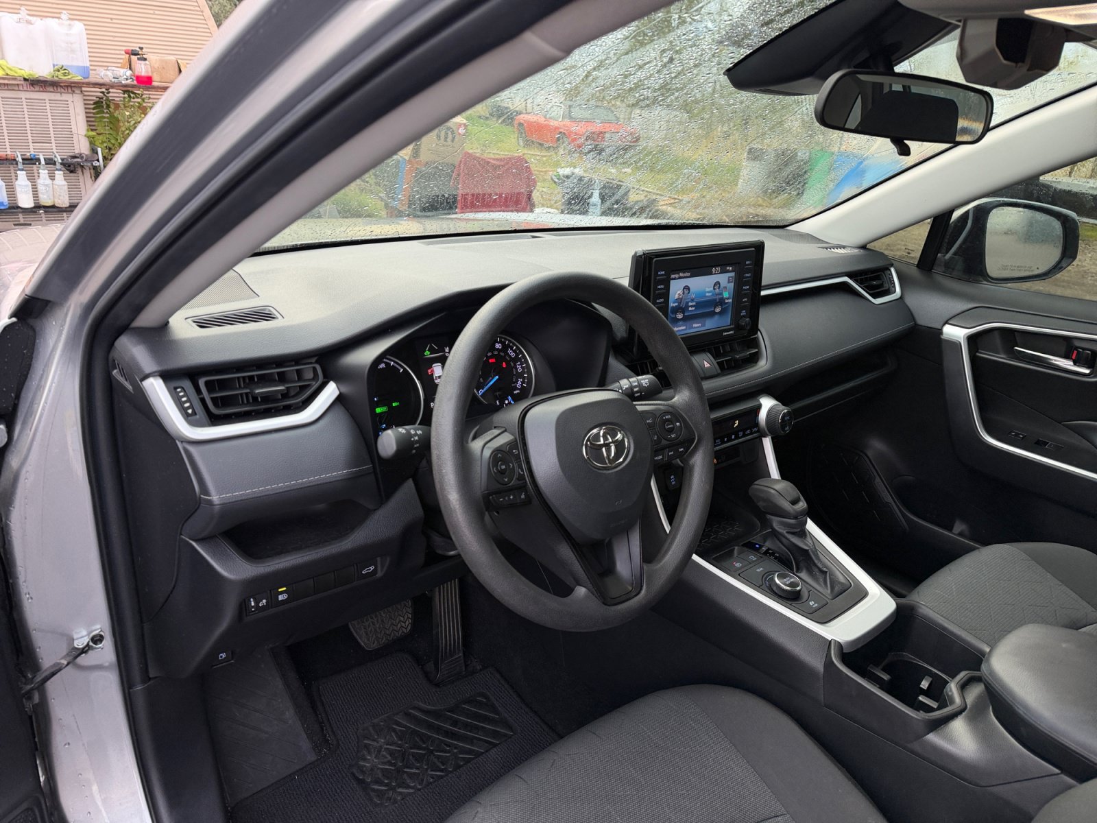 Used 2022 Toyota RAV4 XLE w/ Convenience Package AWD/4WD image 18